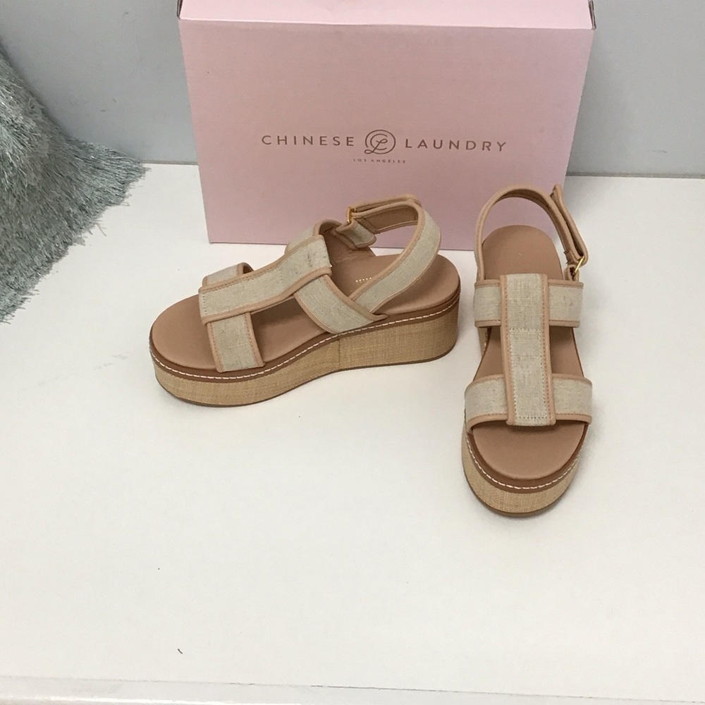 Chinese Laundry swell Beige Platform Sandals